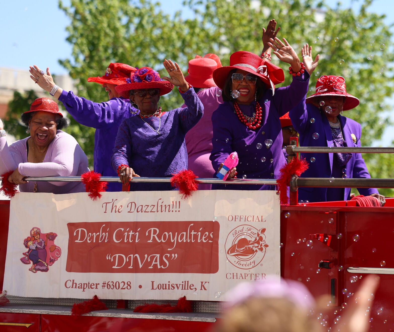 Derbi City divas.JPG